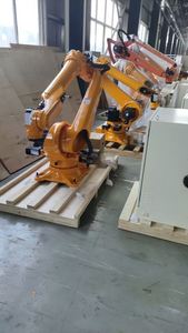 Robot de palettisation industriel avec une charge utile de 300 kg et une portée de 3 200 mm - Product Image 6