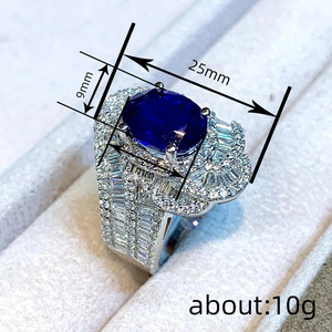 Anello Geometrico con Zirconi per Donne, Elegante Gioiello di Lusso con Micro Pavé, Regalo di Moda - Product Image 4