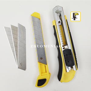 Coltello taglierino automatico ABS + TPR 18MM con lame a scatto 8 pezzi SK5 - Product Image 5