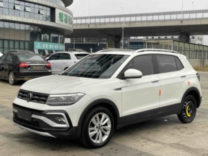 Volkswagen <span class=keywords><strong>T</strong></span>-<span class=keywords><strong>Cross</strong></span> 2020 280TSI DSG Comfort Edition Usata, SUV Economico per Esportazione, Auto di Seconda Mano da Concessionaria - Product Image 1