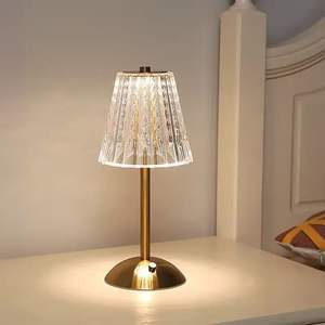 <span class=keywords><strong>Lampe</strong></span> <span class=keywords><strong>de</strong></span> table <span class=keywords><strong>de</strong></span> <span class=keywords><strong>chevet</strong></span> en cristal à suspendre pour chambre ou salon <span class=keywords><strong>Lampe</strong></span> <span class=keywords><strong>de</strong></span> table à LED USB à chargement tactile d'occasion avec batterie - Product Image 2