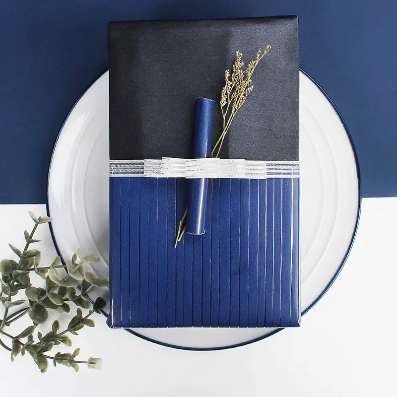 Rouleau de papier d'emballage avec lignes à découper, papier d'emballage personnalisé, de couleur bleu marine et de bois, 10 unités
