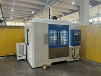 Machine de dégrossissage CNC à huit axes, cône de broche BT40, haute précision, certifiée CE, pour robinets de lavabo, service multifonctionnel tout-en-un