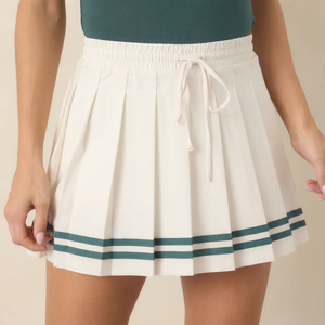 Jupe de tennis plissée sportive pour femme avec taille élastique, rayures blanches et vertes, longueur mini, tissu tissé confortable - Product Image 1