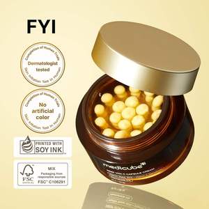 Crema Hidratante Facial Medicube 55G, Crema con Cápsulas Liposomales de Vitamina C y Oro - Product Image 2