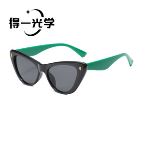 แว่นกันแดดทรงแคทอาย De Yi Optics สีดำ UV400 กรอบ PC สำหรับทุกเพศ เหมาะสำหรับกิจกรรมกลางแจ้ง - Product Image 2
