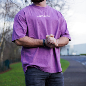 Camiseta lavada única y relajada de gran tamaño para hombre, corte unisex, sencilla pero a la moda - Product Image 1