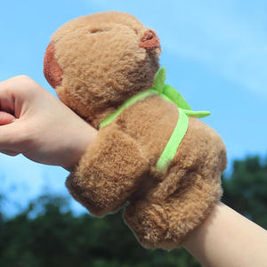 C031 Pulseras de Peluche de Capibara Marrón, Lindas, para Regalo de Fiesta de Navidad o Cumpleaños, Venta al por Mayor, Pulsera de Capibara - Product Image 3