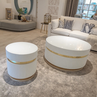 Table basse ronde en verre de luxe moderne avec miroir intelligent et lumière LED réglable à l'infini, design contemporain pour salon