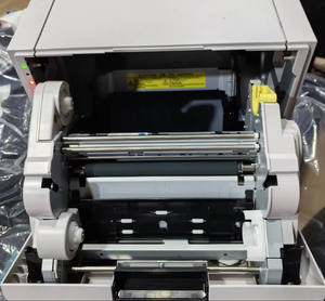 Nouveauté 2026 : Housse et support d'imprimante DNP RX1HS avec plateau photo intégré pour borne photo - Product Image 3