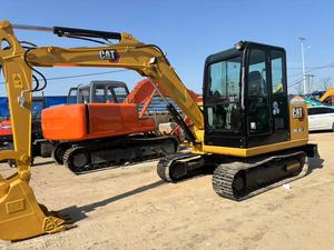 Excavadora de cadenas CAT 305.5E2 usada, 5 toneladas, pocas horas de trabajo, venta a precio económico, componentes principales: motor, alta capacidad de excavación - Product Image 4