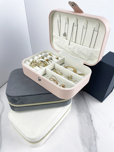 Hoge Kwaliteit Custom Logo Wholesale Luxe Pu Lederen Mini Reizen Sieraden Doos Organiseren Case Lederen Sieraden Doosjes - Product Image 5