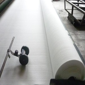 Tissu géotextile non tissé en PP PET 150 g/m² résistant aux UV pour l'ingénierie simple anti-infiltration - Prix - Product Image 1