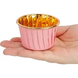ミニかわいい丸い金箔紙バッキングケーキカップ耐油カップケーキカップ
