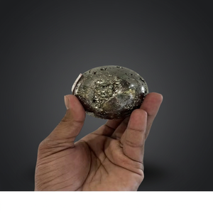 Esfera de Cristal de Pirita Druzy Tallada a Mano Natural – Piedra de Abundancia Tallada para Decoración del Hogar, Regalo de Gujarat - Product Image 3