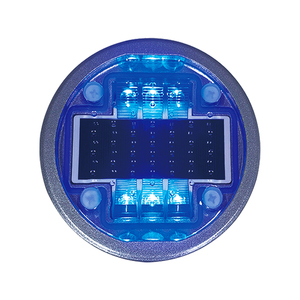 Marcadores de Carretera Solares con 6 LED Aprobados por DPWH, Luces de Señalización Vial de Aluminio Resistentes al Agua, Alimentadas por Energía Solar - Product Image 1