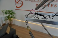 Machine de Pilates Reformer en bois d'érable de qualité supérieure, certifiée CE, pleine taille, multifonctionnelle, professionnelle, avec tour, pour studio de Pilates