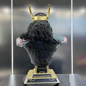 Vente en gros de figurine <span class=keywords><strong>Loki</strong></span> créative Décoration de bureau à domicile Statue de super-héros Marvel en résine - Product Image 6