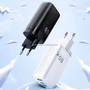 Caricatore da Muro Super Veloce da 65W con Spine UK/EU/US, Porte QC3.0 e PD Type-C, Protezione da Cortocircuito per <span class=keywords><strong>iPhone</strong></span> 17 16 15 - Product Image 2