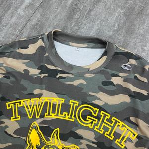 เสื้อยืดโอเวอร์ไซส์ลายพรางวินเทจ คอกลม พิมพ์ลายดีไซเนอร์ คุณภาพสูง ผ้าหนา ซ้อนสองชั้น แขนยาว - Product Image 3