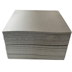 Panneau d'isolation en mousse de caoutchouc à cellules fermées YINGUAN Grade I, matériau ignifuge, isolant thermique et insonorisant pour les tuyaux industriels - Product Image 1