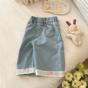 TongXingYuan Girls Denim Capri Pants Sky Blue <b>Elastic</b> Waist <b>Lace</b> Trim Loose Fit Summer Style - Product Image 2
