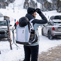 Sac à dos pour chaussures de ski/snowboard blanc et bleu clair, imperméable, en polyester, avec fermeture éclair, grande capacité de rangement, sangle élastique, maille