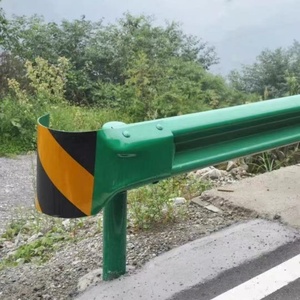 Máquina formadora de extremos de barreras de seguridad onduladas de dos y tres ondas - Product Image 4