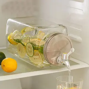 Distributeur de jus de fruit carré en verre avec robinet, 2 litres, boissons fraîches créatives, boissons glacées, nouvelle production, été