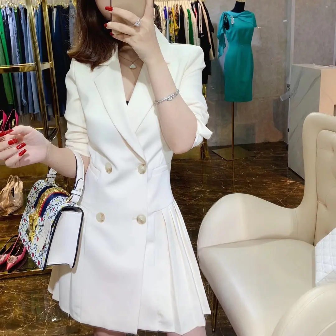 Nanchang Auyan Bianco Vestito Delle Donne Vestiti di OL Pendolari Pieghe Slim Bianco del Pannello Esterno del Vestito Per Le Signore