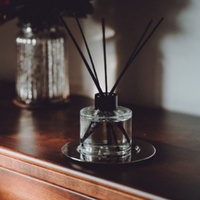 Diffuseur de parfum d'ambiance de luxe en verre rond, parfum Jasmin, pour hôtel et chambre, OEM&ODM