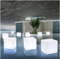16 RGB Cambio de color Cubo Lámpara de escritorio Impermeable Inalámbrico Recargable LED Cubo de luz Lámparas de mesa de lujo