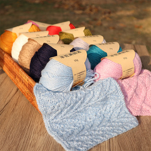 Fil artisanal 7S/1 55% <span class=keywords><strong>laine</strong></span> mérinos 15% <span class=keywords><strong>alpaga</strong></span> 30% nylon Fil mélangé pour crochet à la main 2,5 mm Fil teint en continu pour bricolage 50g - Product Image 4
