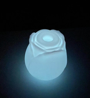 LED-Leuchter im Dunkeln rosa Nippel-Sauger in Rose-Form Vagina-Sauger-Vibratoren mit oralen Leck-Klitoris-Spielzeug