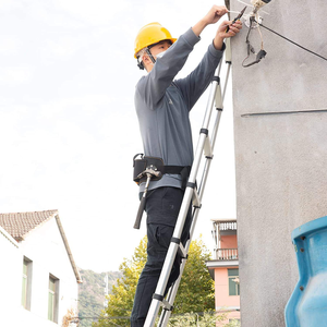 Conversión versátil <span class=keywords><strong>de</strong></span> escalera en A y escalera recta. Unidad compacta y retráctil para mantenimiento del hogar y limpieza <span class=keywords><strong>de</strong></span> ventanas exteriores - Product Image 6
