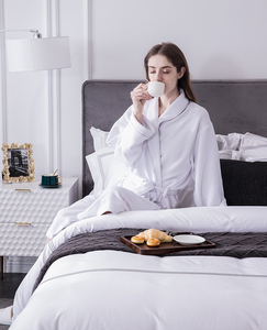 Housse de couette blanche pour hôtel, drap et taie d'oreiller personnalisés, ensemble de literie doux 100% coton - Product Image 5