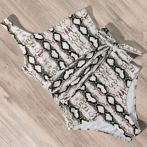<span class=keywords><strong>Maillot</strong></span> <span class=keywords><strong>de</strong></span> <span class=keywords><strong>bain</strong></span> <span class=keywords><strong>une</strong></span> <span class=keywords><strong>pièce</strong></span> pour femmes, ensemble solide, personnalisé, OEM, vêtements <span class=keywords><strong>de</strong></span> plage, avec coussinet souple, nouvelle collection - Product Image 3