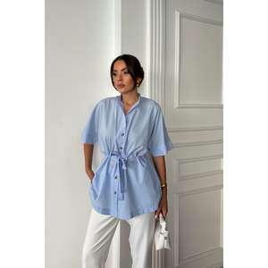 Camisa de Popelina con Detalle de Fruncido en la Cintura, Color Azul Oscuro, Blusa de Mujer, Manga Corta, Cierre de Botones, Cinturón Ajustable, Talla S - Product Image 1