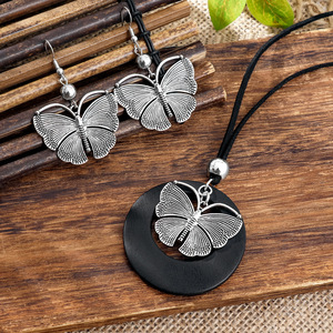 Ethnic Jewelry <b>Set</b> <b>Silver</b> Plated <b>Necklace</b> And Earrings With Flower Pattern For Women Everyday Wear - Product Image 2