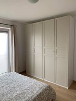 Armoires de dressing modernes pliables en grain de bois, sur mesure, pour chambre à coucher, avec portes coulissantes - Collection 2023