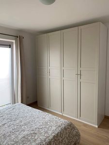 2023 <strong>Factory</strong> <strong>Customized</strong> Wood Grain Walk in <strong>Closet</strong> Cabinets Bedroom Walk in Wardrobes Designs Sliding Wardrobes - Product Image 4
