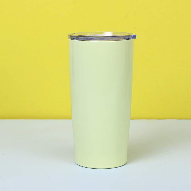 Amarillo claro