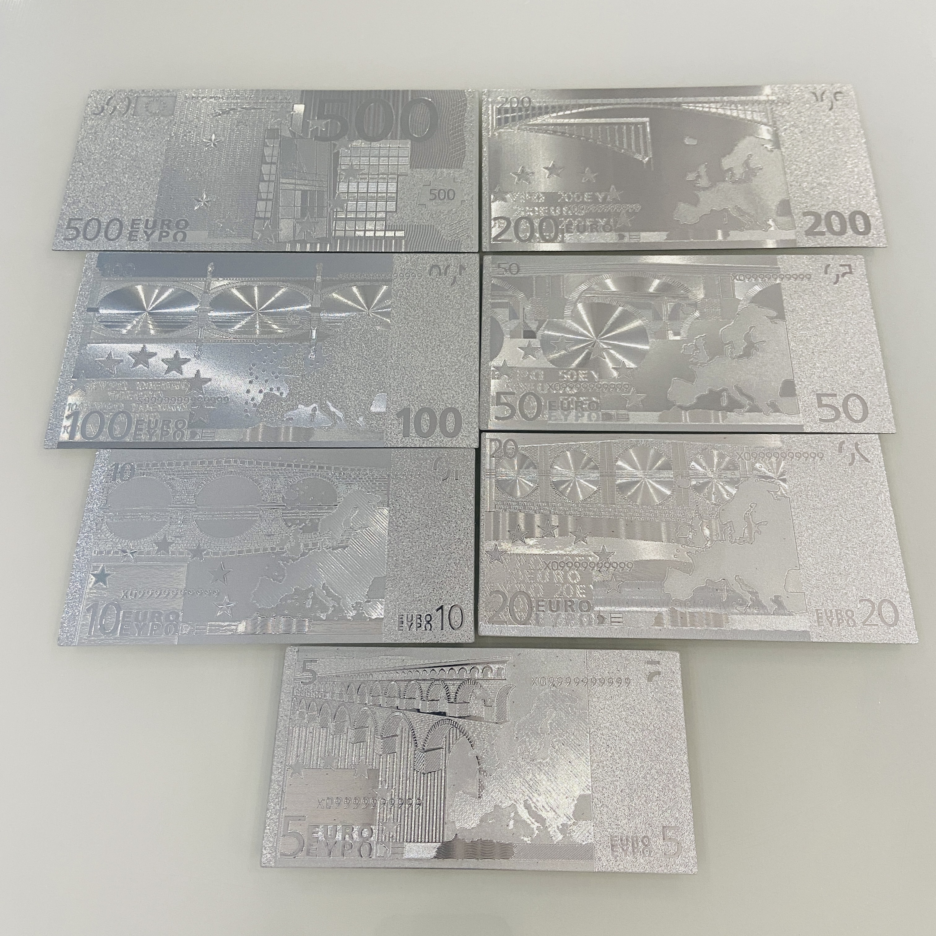 Lot de 7 feuilles