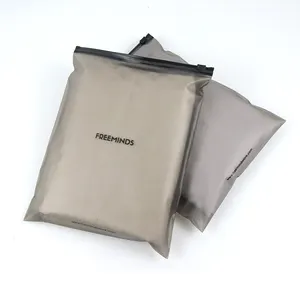 Custom Logo Printing Frosted Clothing Garment Hoodies T-shirt Packaging Plastic Ziplock Bag With Window