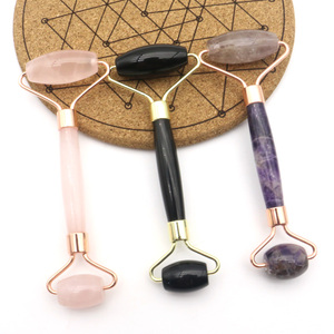 Rouleau de massage facial artisanal en pierre de cristal naturelle pour la santé, vente en gros - Product Image 1