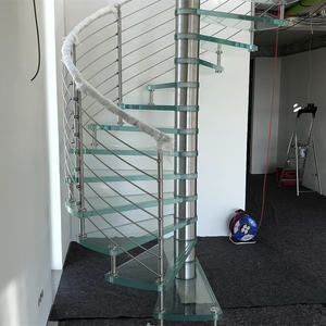 Escalier en colimaçon rond intérieur, escalier préfabriqué en métal avec marches en verre et garde-corps en tiges, durable, utilisation hôtelière - Product Image 1