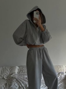 Conjunto Deportivo Informal para Mujer, Color Gris, Sudadera con Capucha y Cremallera, Pantalones Deportivos Anchos y Transpirables, Conjunto de Dos Piezas, Proveedor OEM - Product Image 2