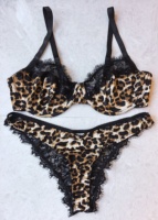 Ensemble de lingerie 3 pièces imprimé léopard avec soutien-gorge à armatures, porte-jarretelles et culotte en dentelle florale noire, grandes tailles pour femmes, vente en gros