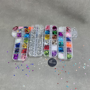 Vente en gros <span class=keywords><strong>2022</strong></span> nouveau dans les décalcomanies de cils de luxe papillon coeur étoile pierre de pluie décalcomanies pour Volume Extensions de cils classiques - Product Image 3