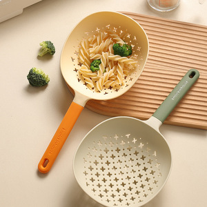 Kitchen <b>Silica</b> Gel Large Drain Spoon Kitchen Large Large Drain Spoon Household Long Handle Anti-skid Round Drain Spoon - Product Image 4